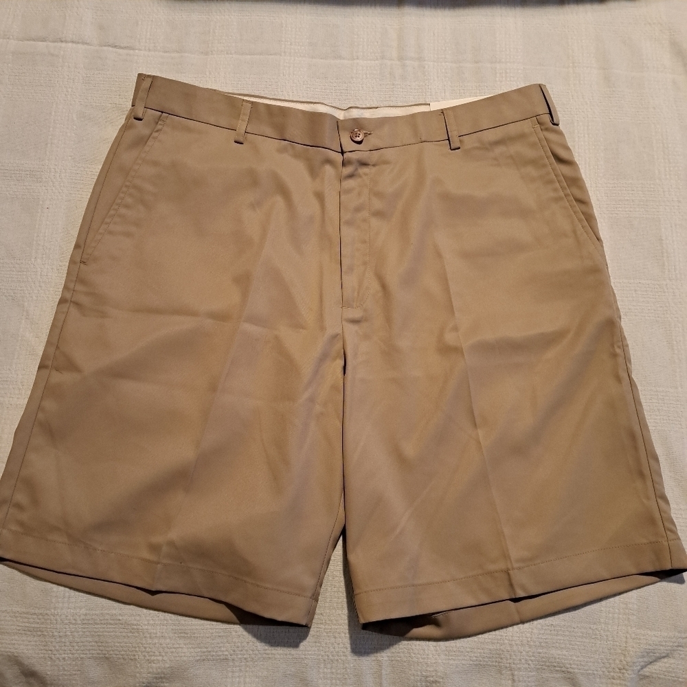 Greg Norman men's size 36 style S6MF40, Khaki, New